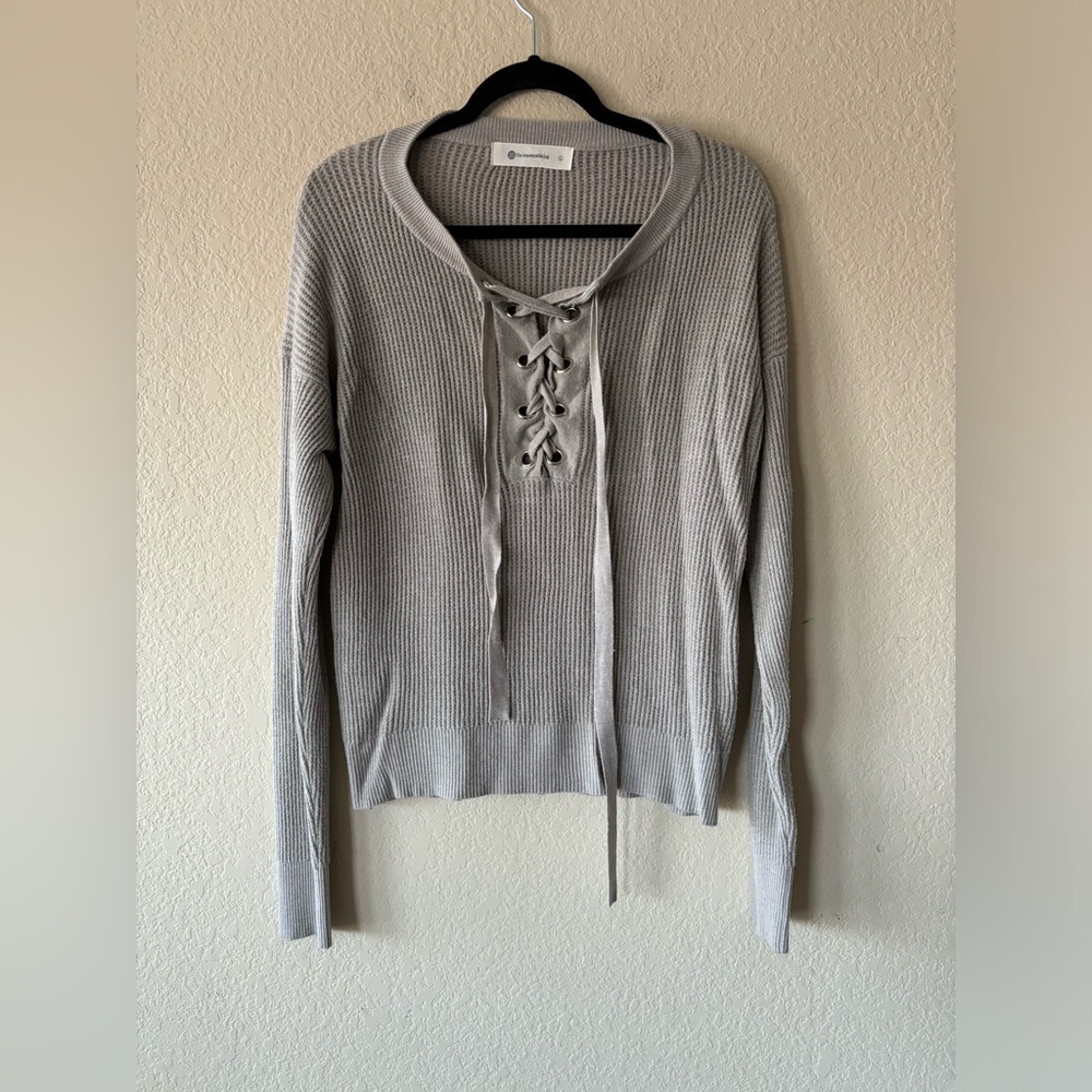 Impeccable‎ Pig Cozy Lace Up Sweater L